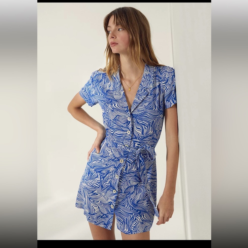 Aritzia XS shirt mini dress. Gently worn.